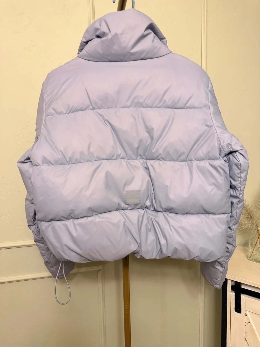 ALO Yoga cropped puffer